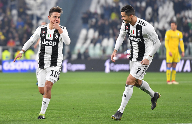 《赛博朋克2077》震撼新截图 基努里维斯背影爆帅