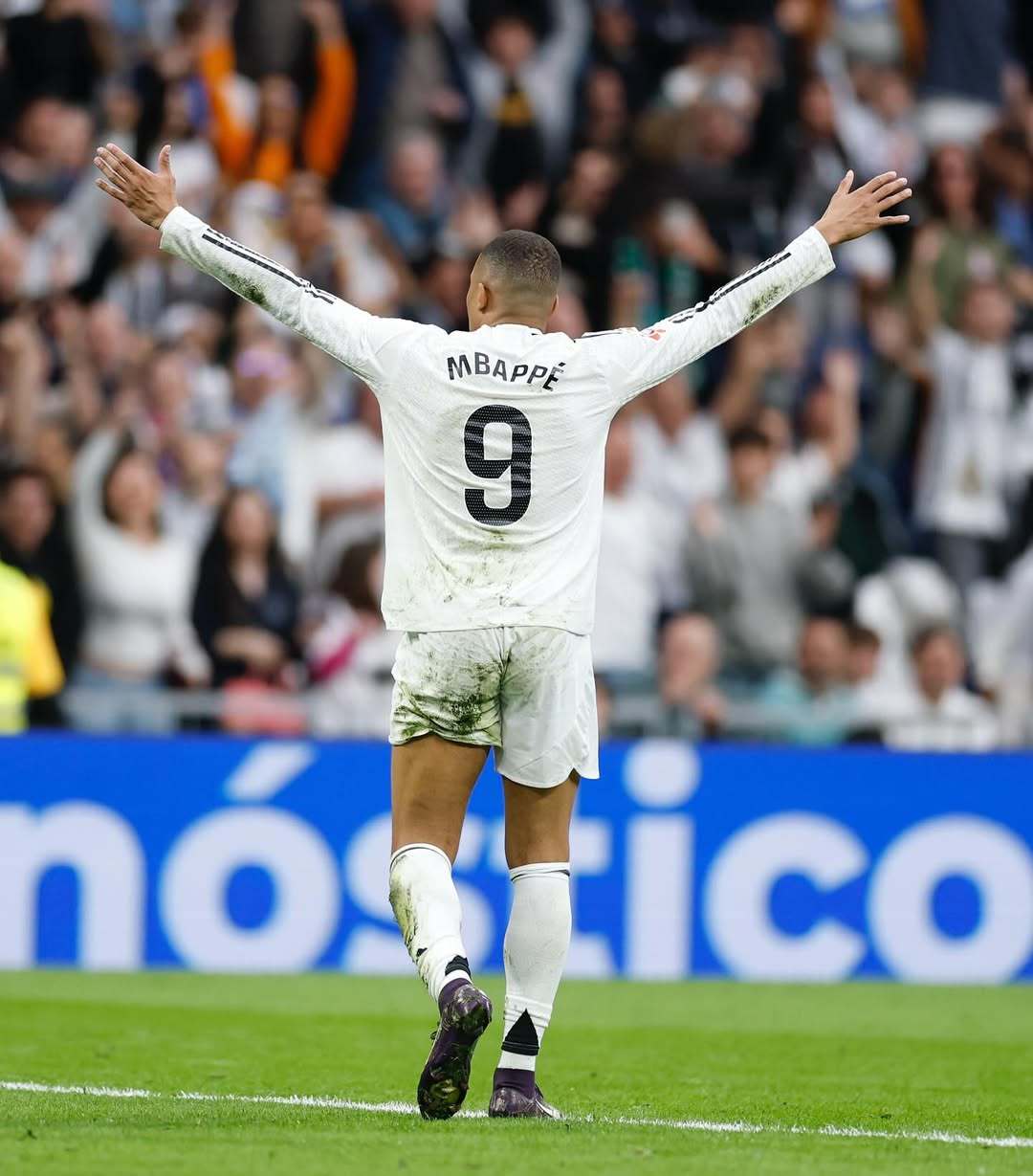 一支有攻防兼备型超级明星还以防守为荣的球队